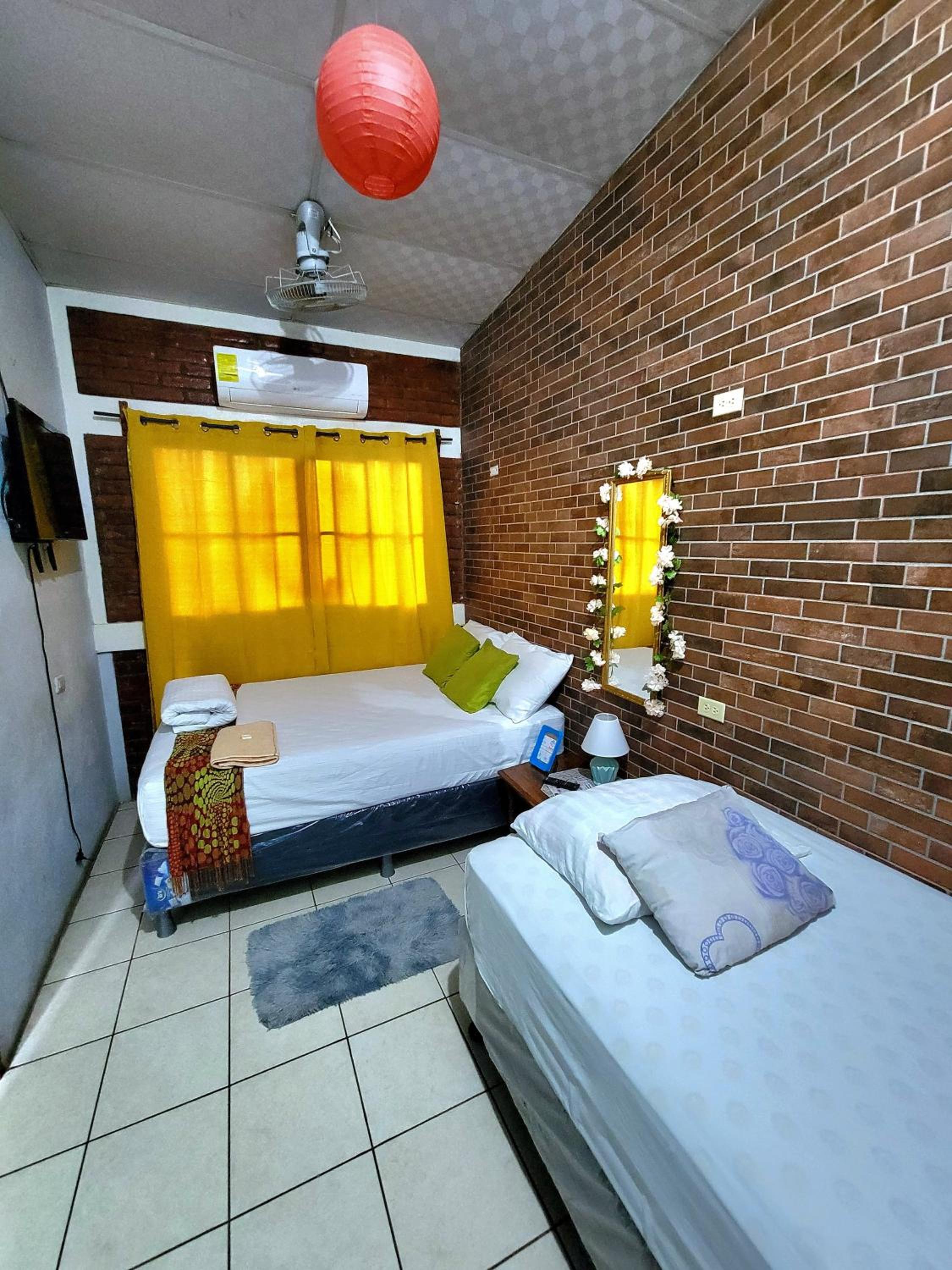 Hostal Leyendas