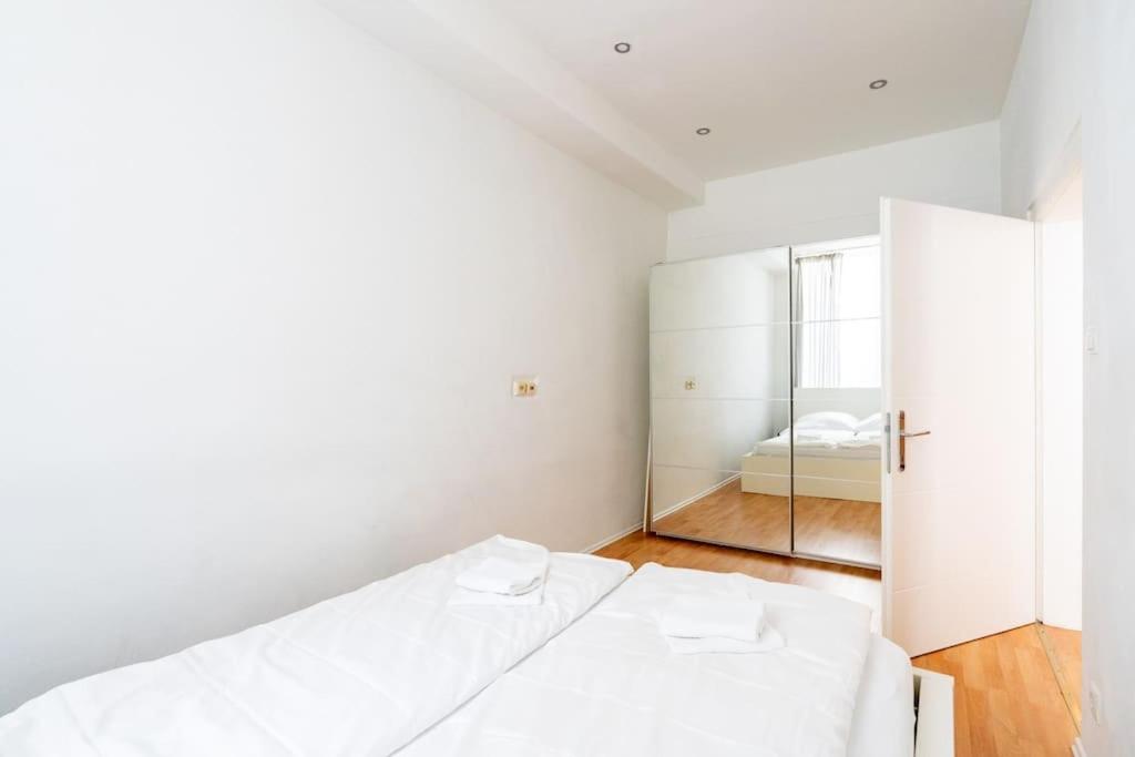 Spacious Stone Belvedere Apartment