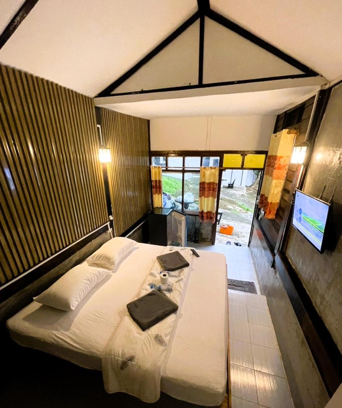 Tuk Tuk Guesthouse