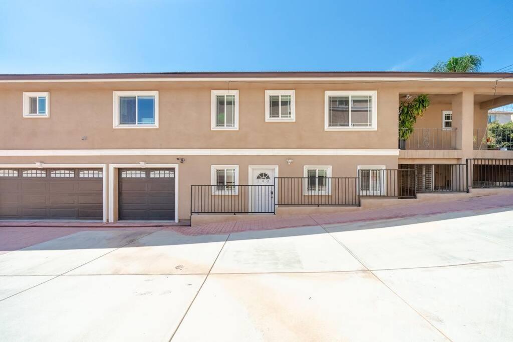 22ppl Garage Parking Btw Disney Hollywood Monterey Park Chinatown view 3