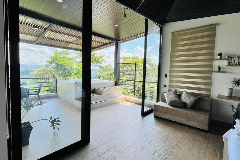 Suite con jacuzzi y vista al río Napo 2 Planta view 4