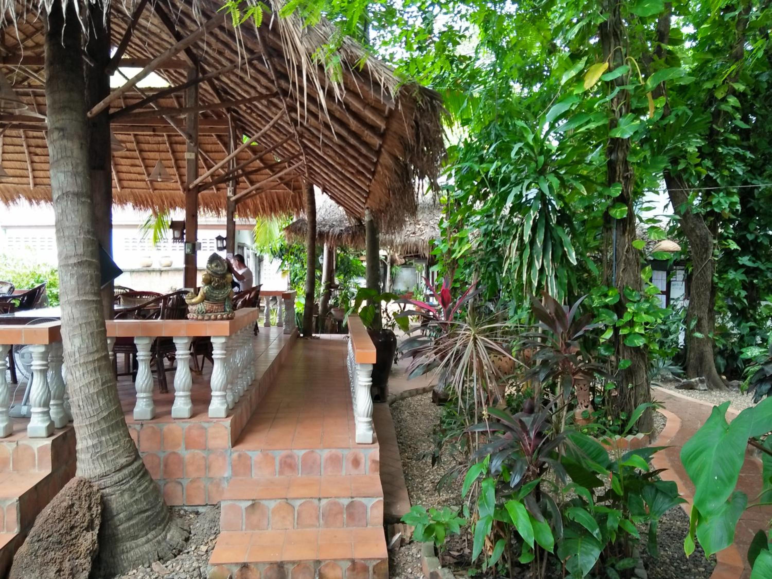 Mut Mee Garden Guest House