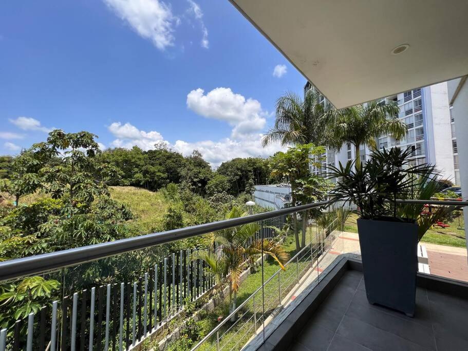 Super apartamento en club residencial
