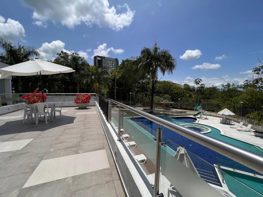 Super apartamento en club residencial
