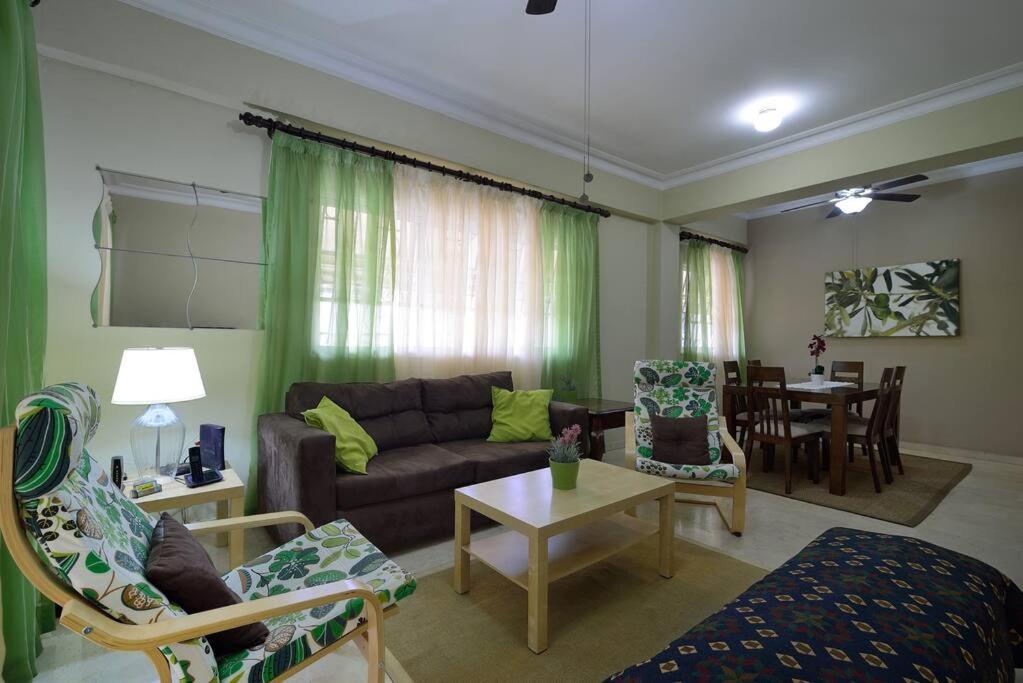Comfortable Apt Laura Virginia in Santo Domingo