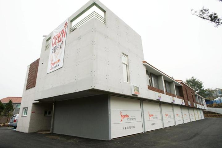 Ignis Jeju