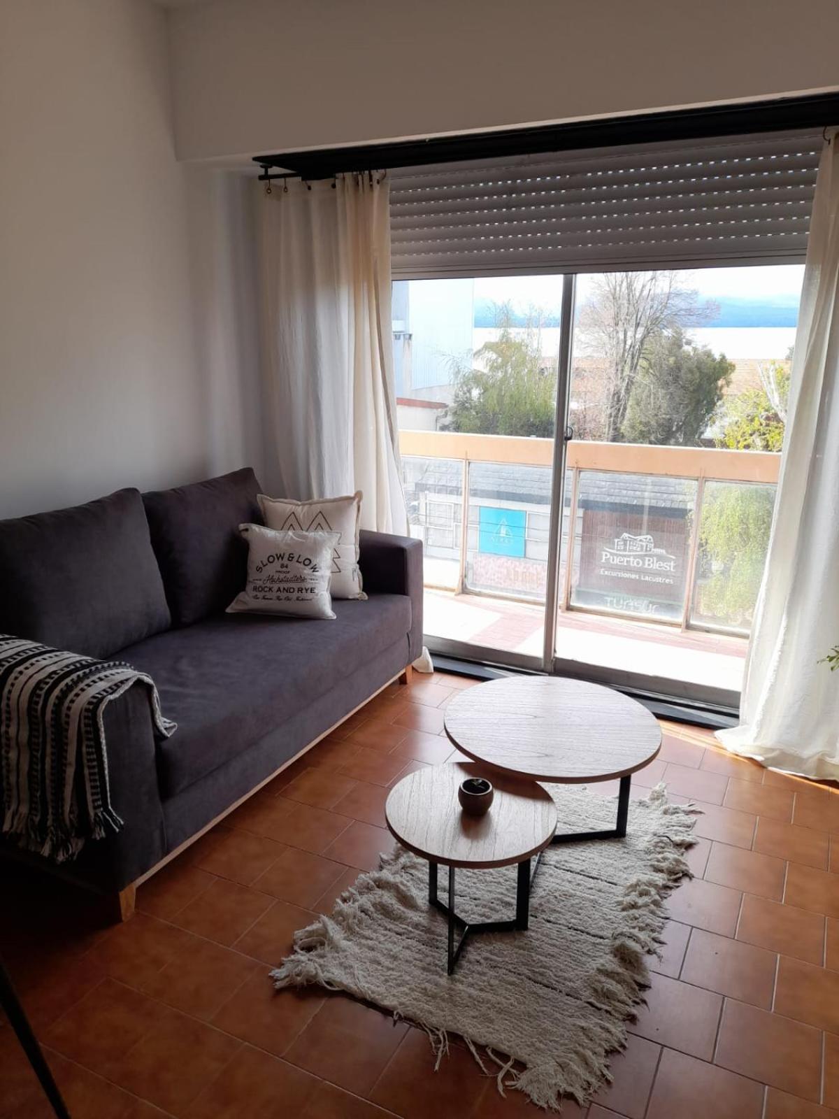 Pleno Centro, departamento con vista al lago