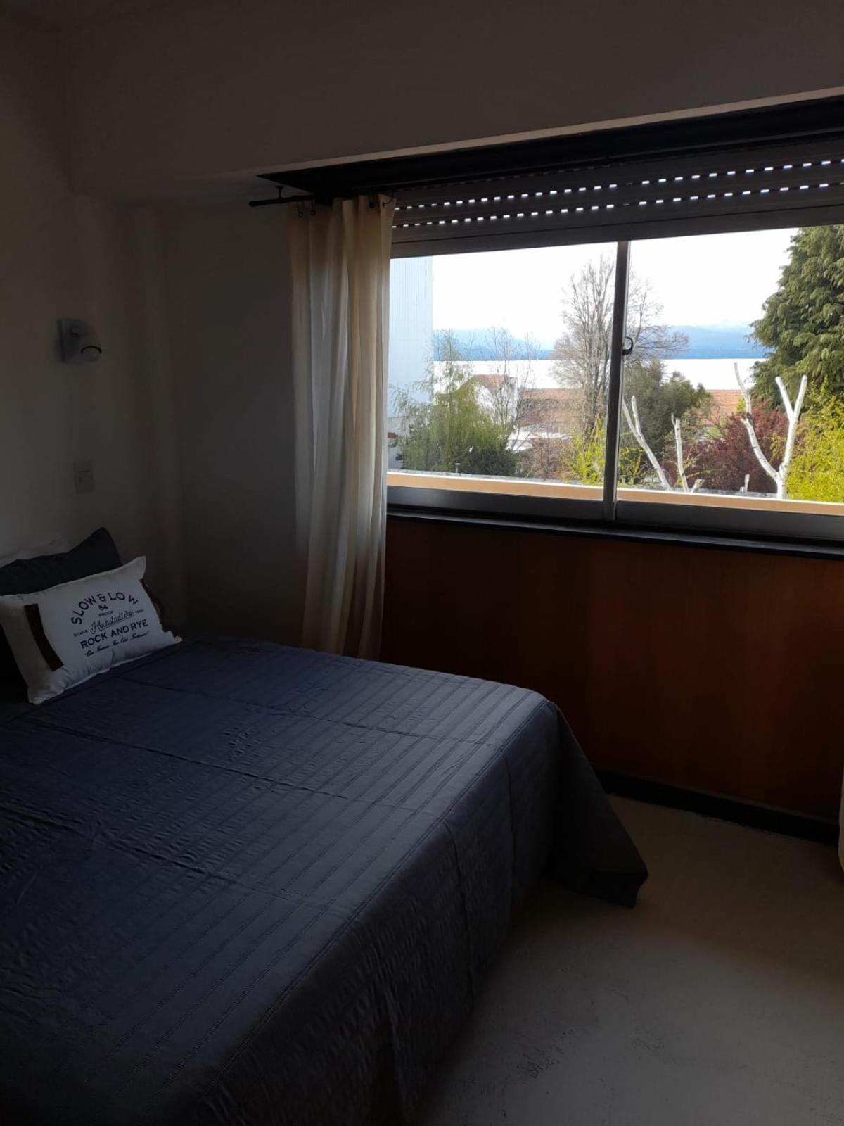 Pleno Centro, departamento con vista al lago