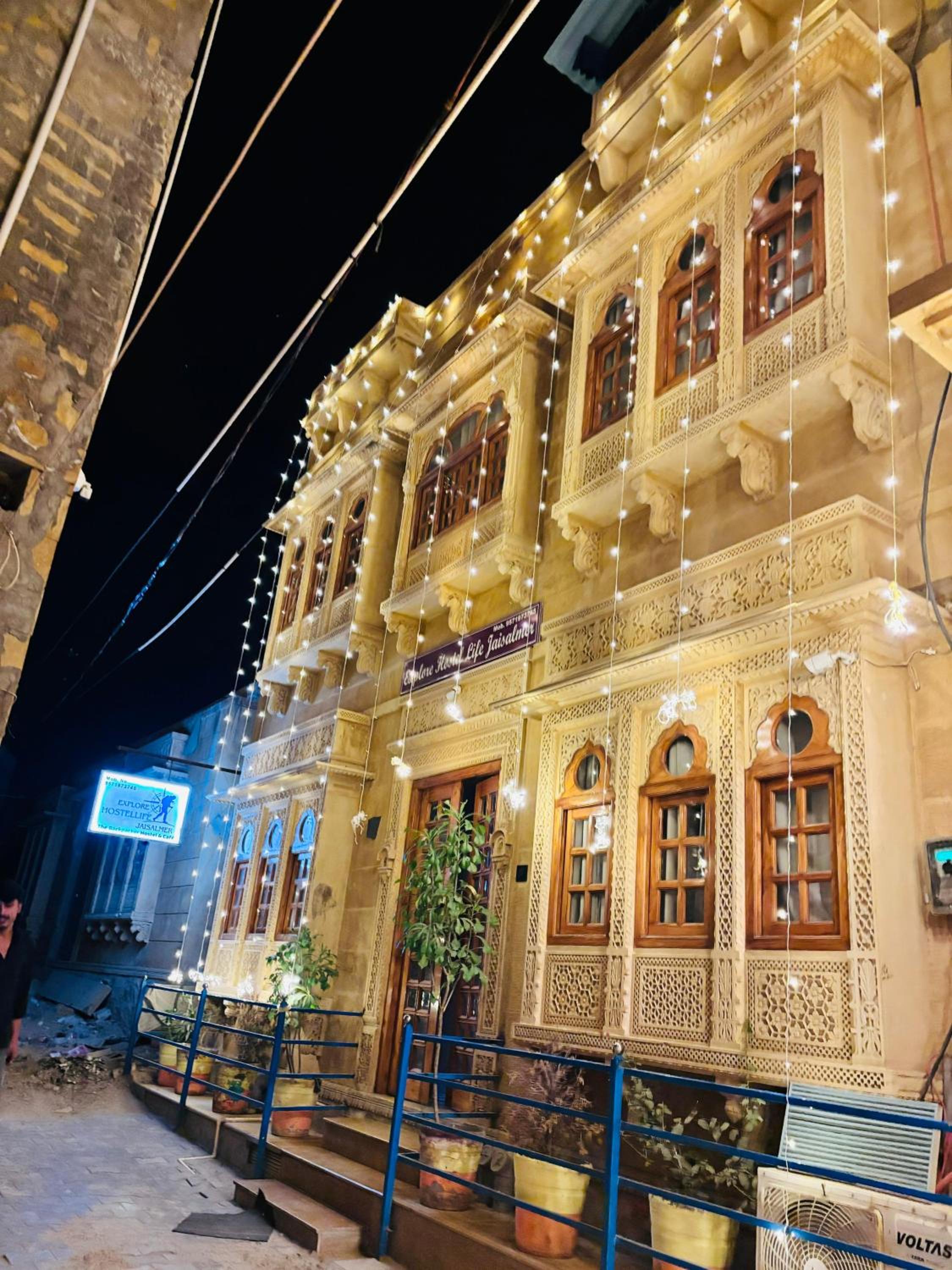 Explore Hostel Life Jaisalmer