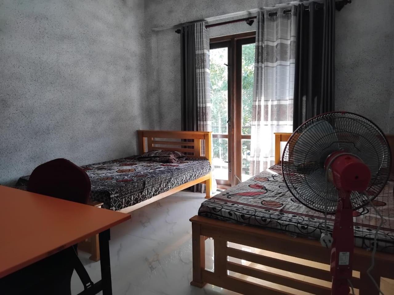 Photo 12