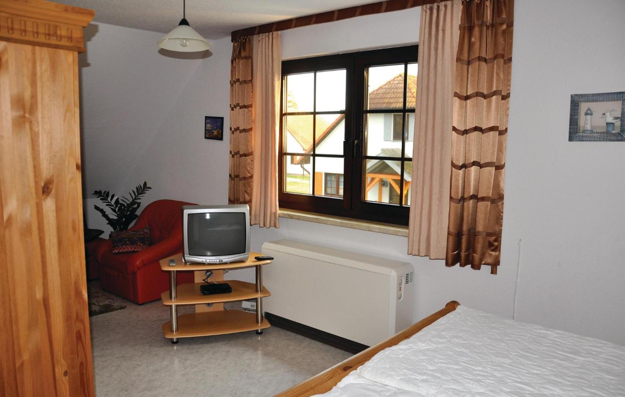 Beautiful Home In Fuhlendorf With Wifi