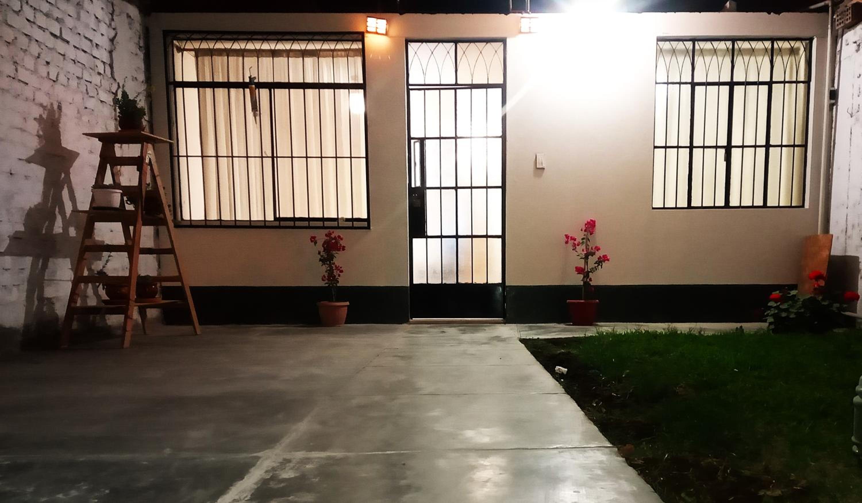 Photo 8