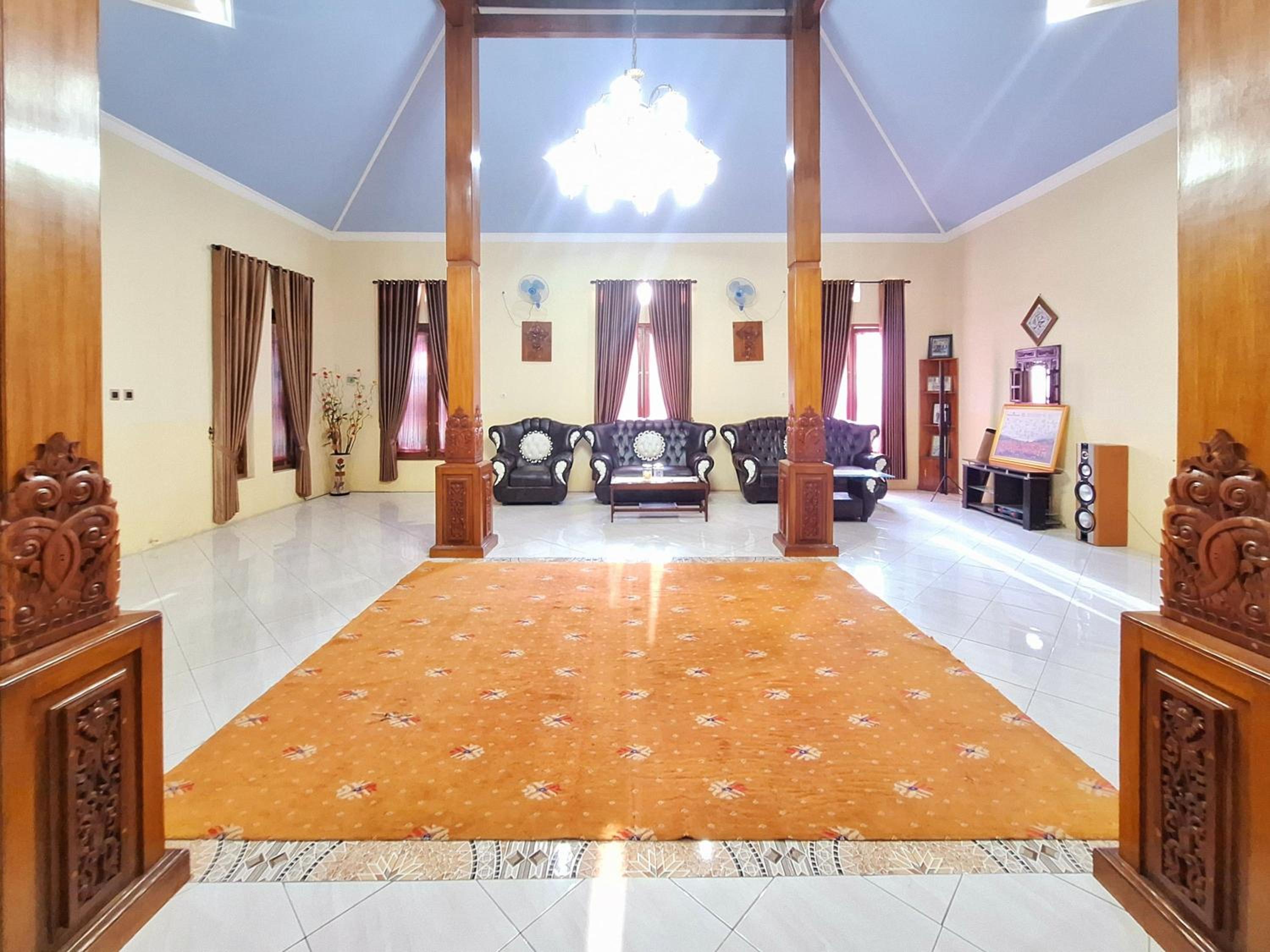 Joglo Dhepis Syariah Borobudur Magelang RedPartner