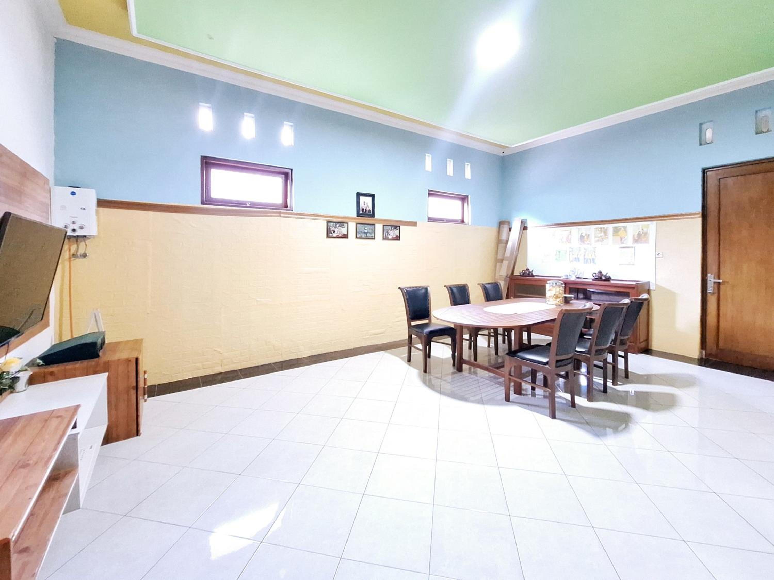 Joglo Dhepis Syariah Borobudur Magelang RedPartner