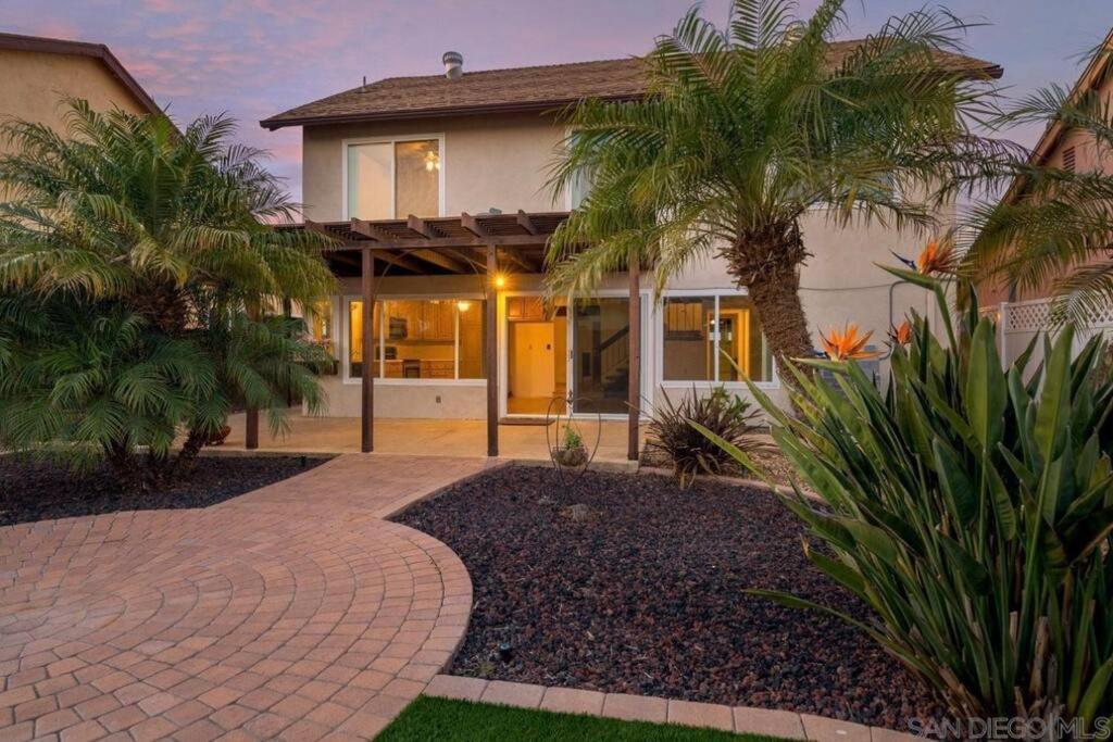 Beautiful house in mira mesa San Diego