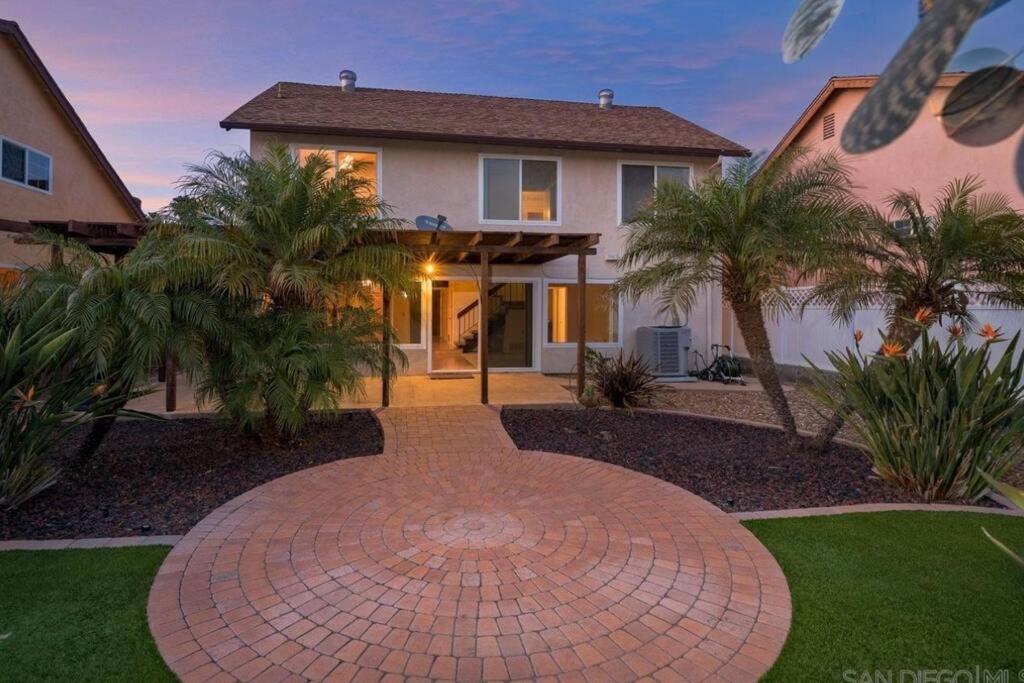 Beautiful house in mira mesa San Diego