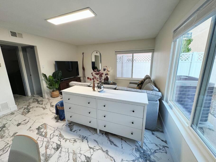 Beautiful house in mira mesa San Diego