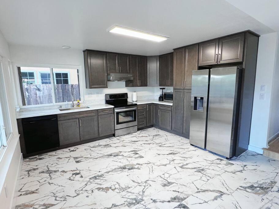 Beautiful house in mira mesa San Diego
