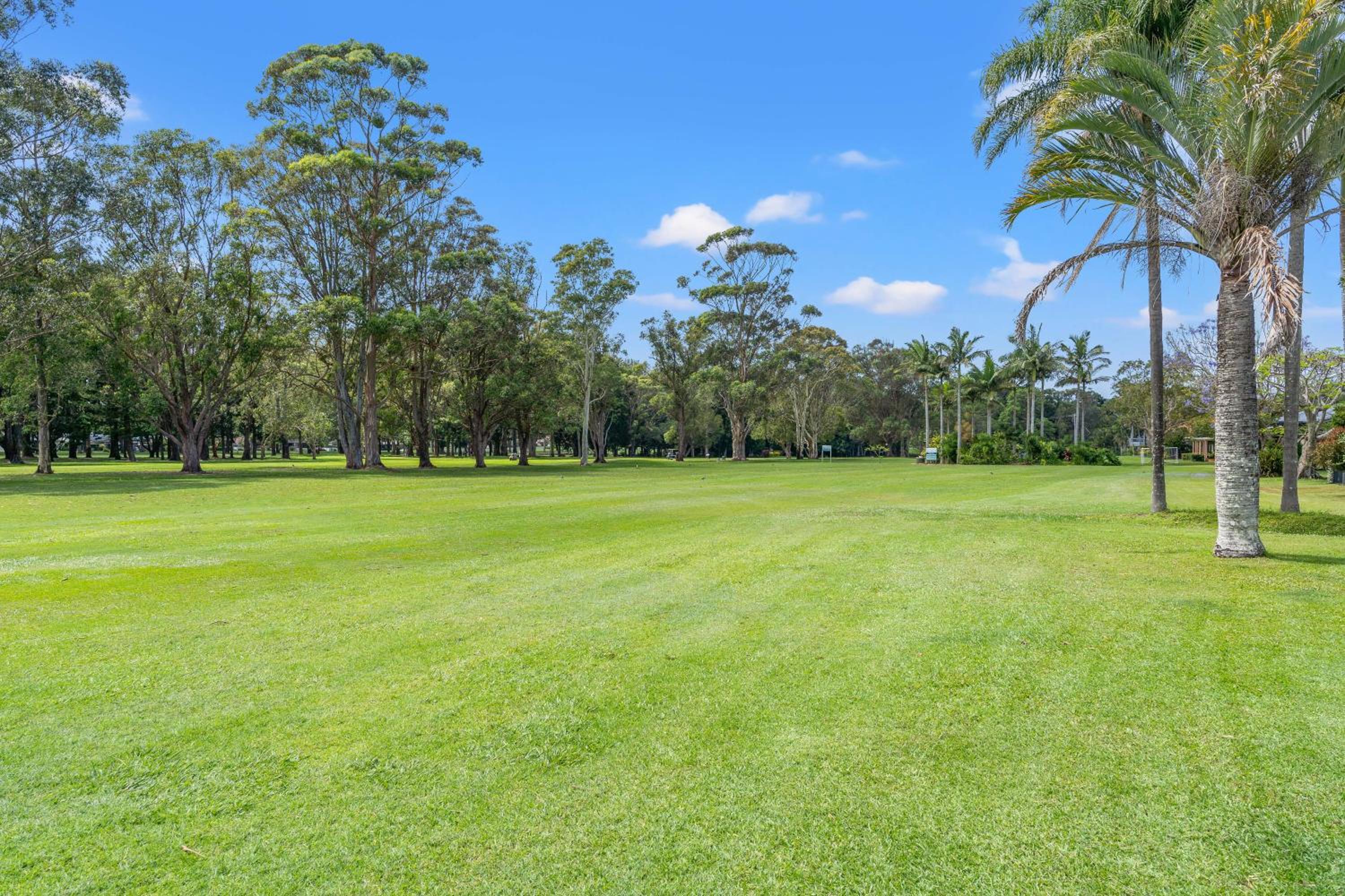 Ballina Golf Unit