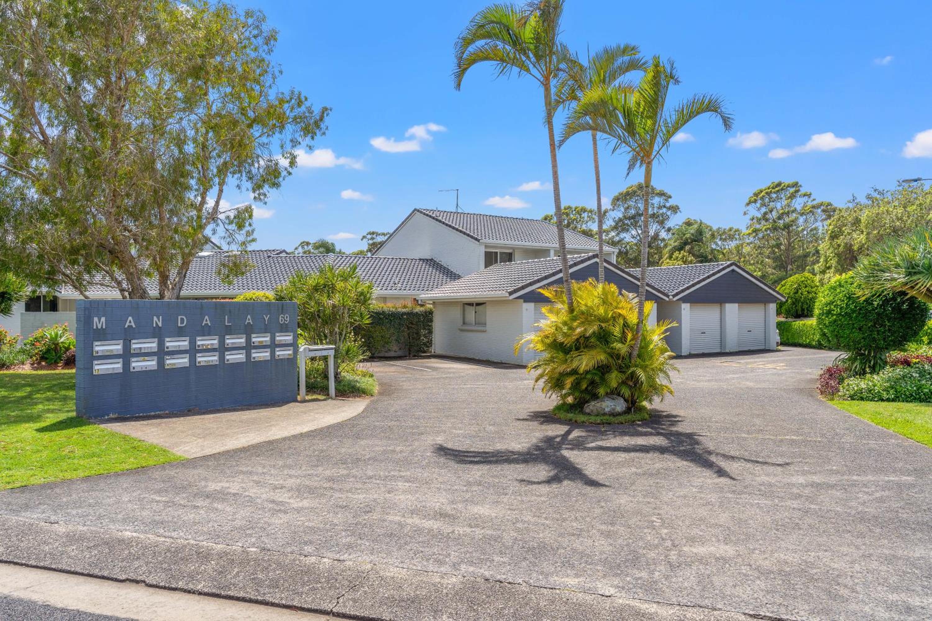 Ballina Golf Unit