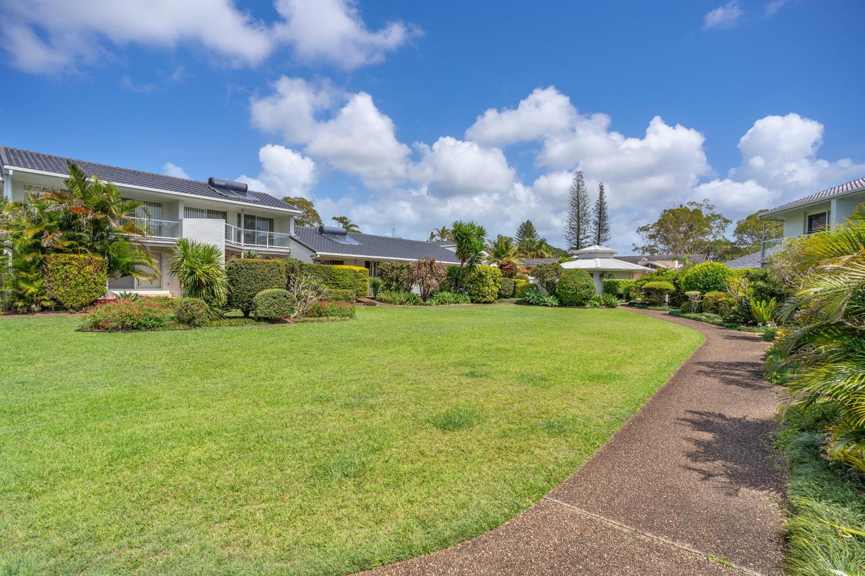 Ballina Golf Unit