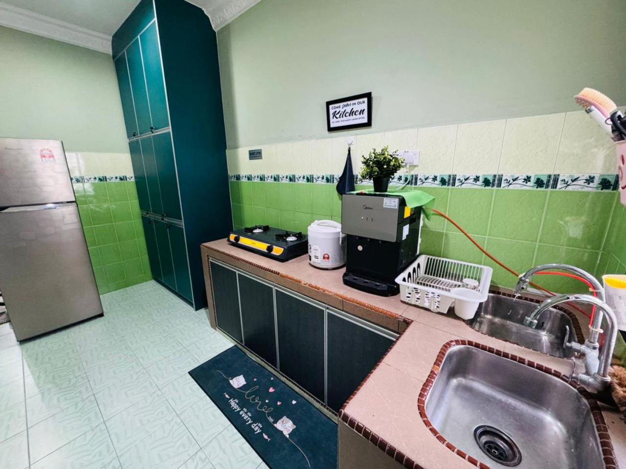 Nawra Iman Guest House photo 3