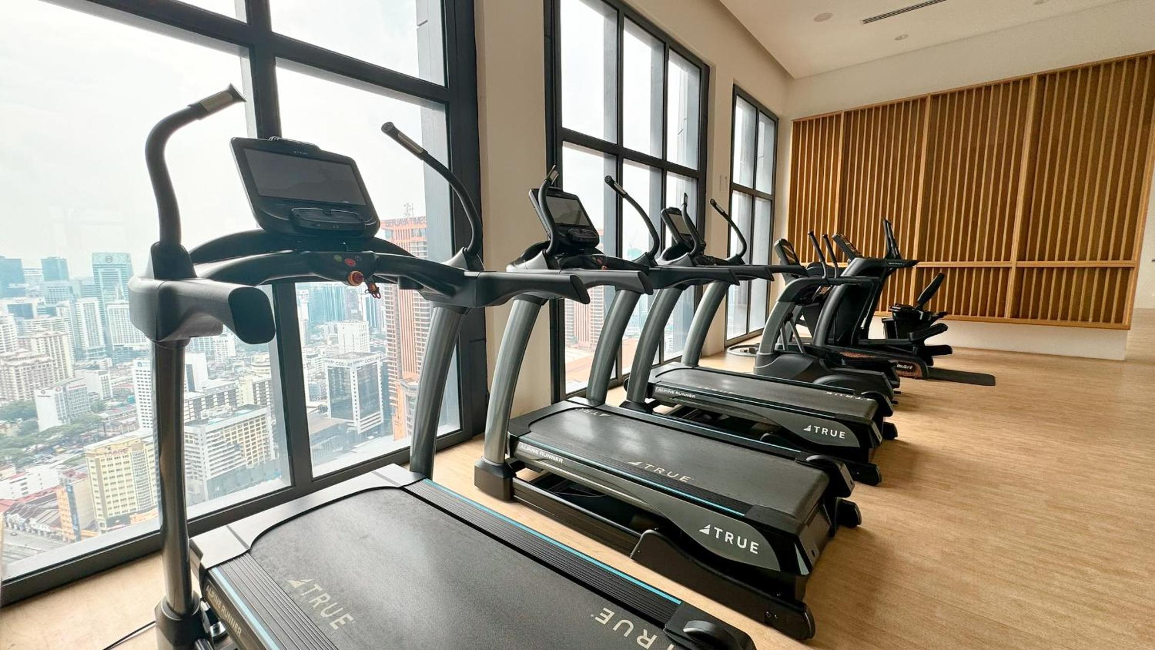 Sun Tropic KLCC View Suites
