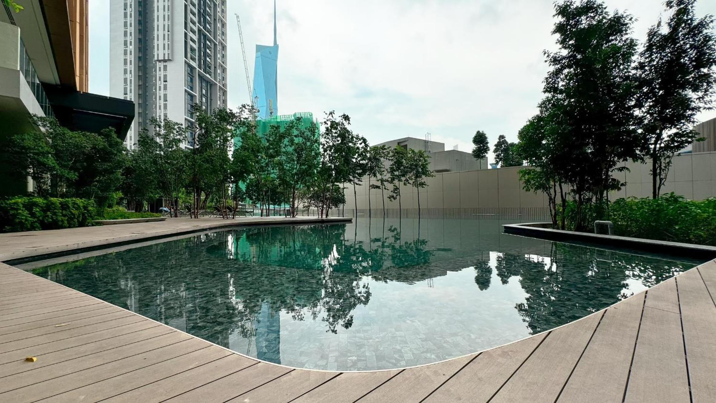 Sun Tropic KLCC View Suites