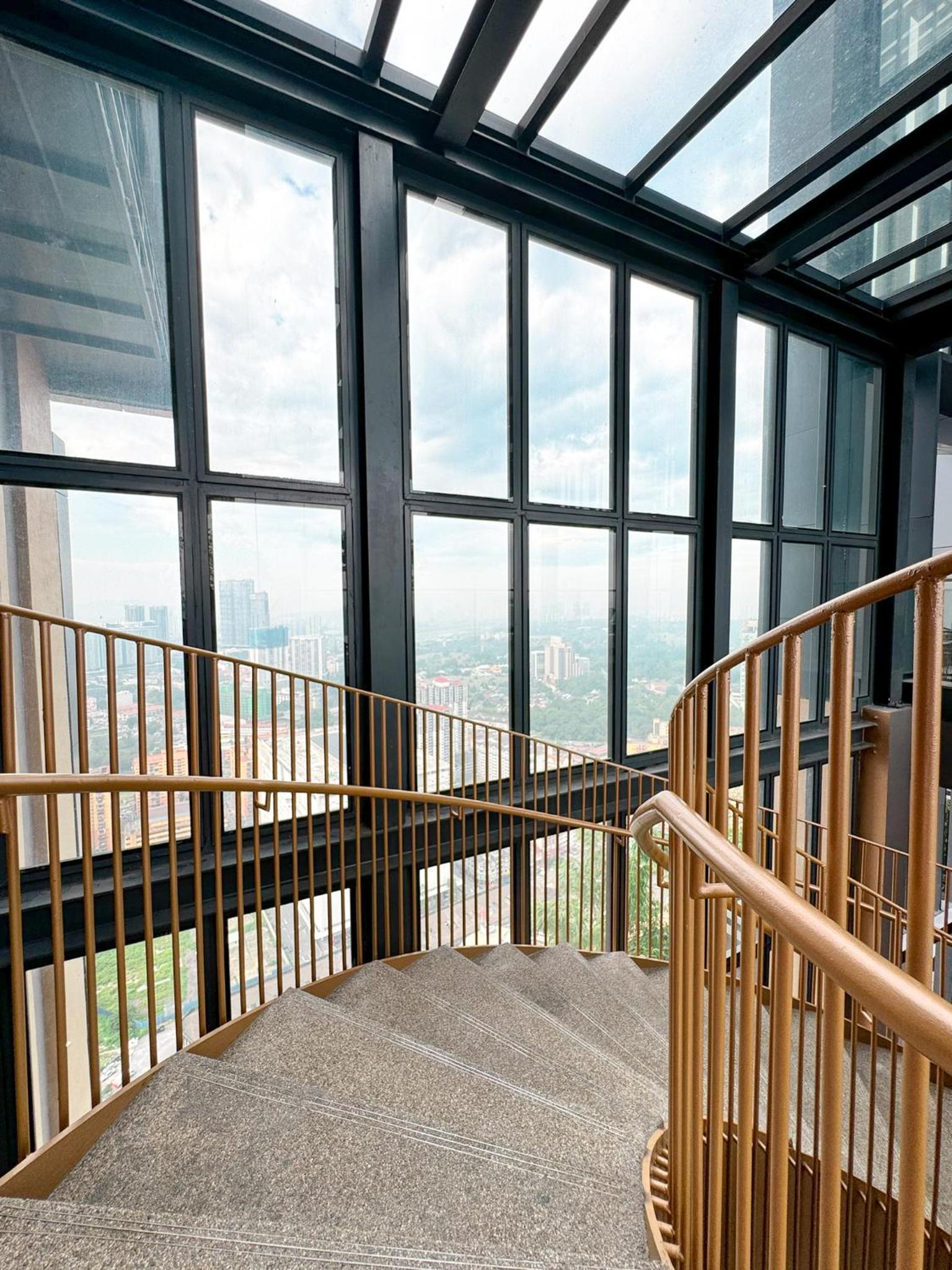 Sun Tropic KLCC View Suites