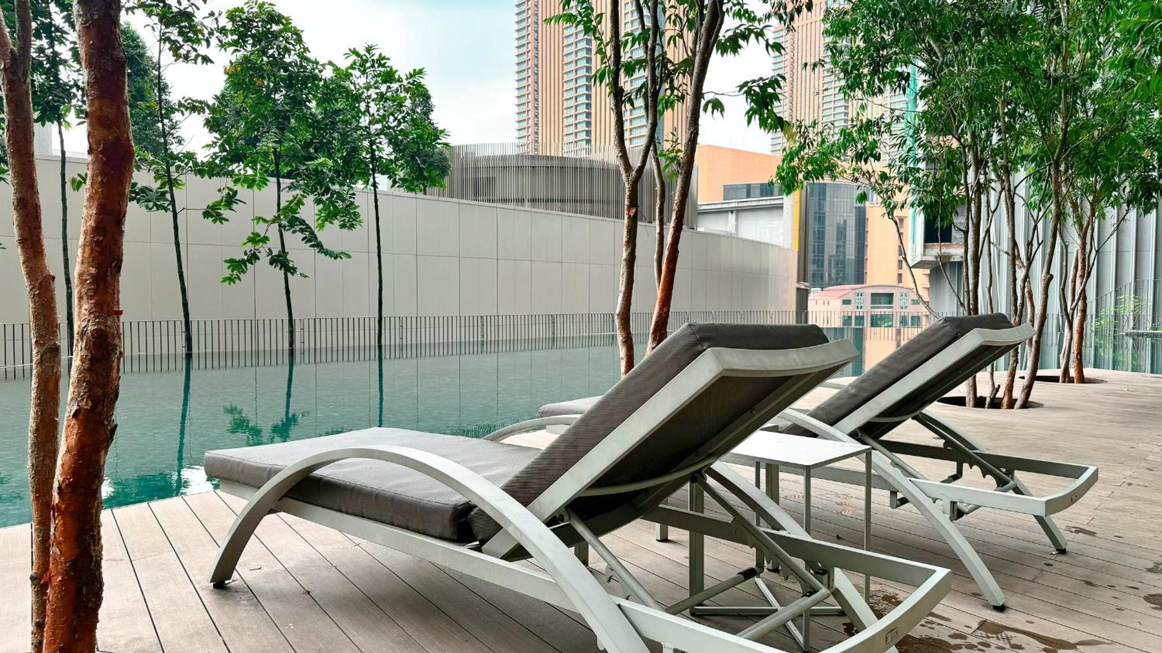 Sun Tropic KLCC View Suites
