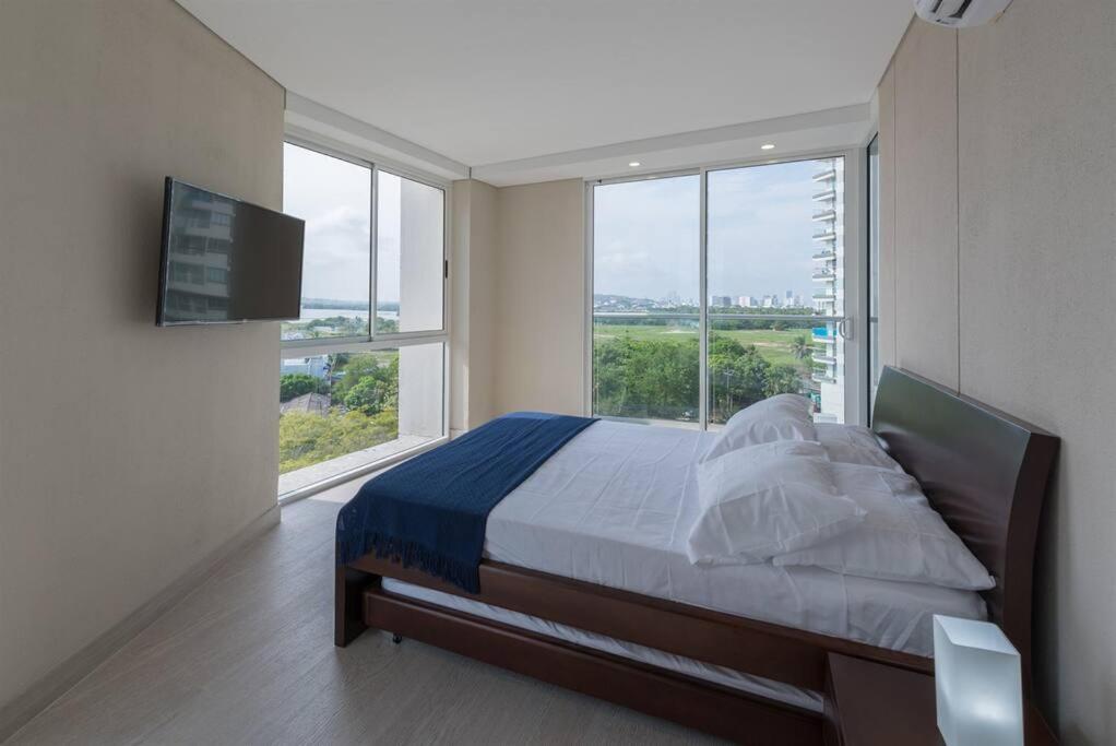2BD Next to Beach W Pvt Jacuzzi Martinique 74