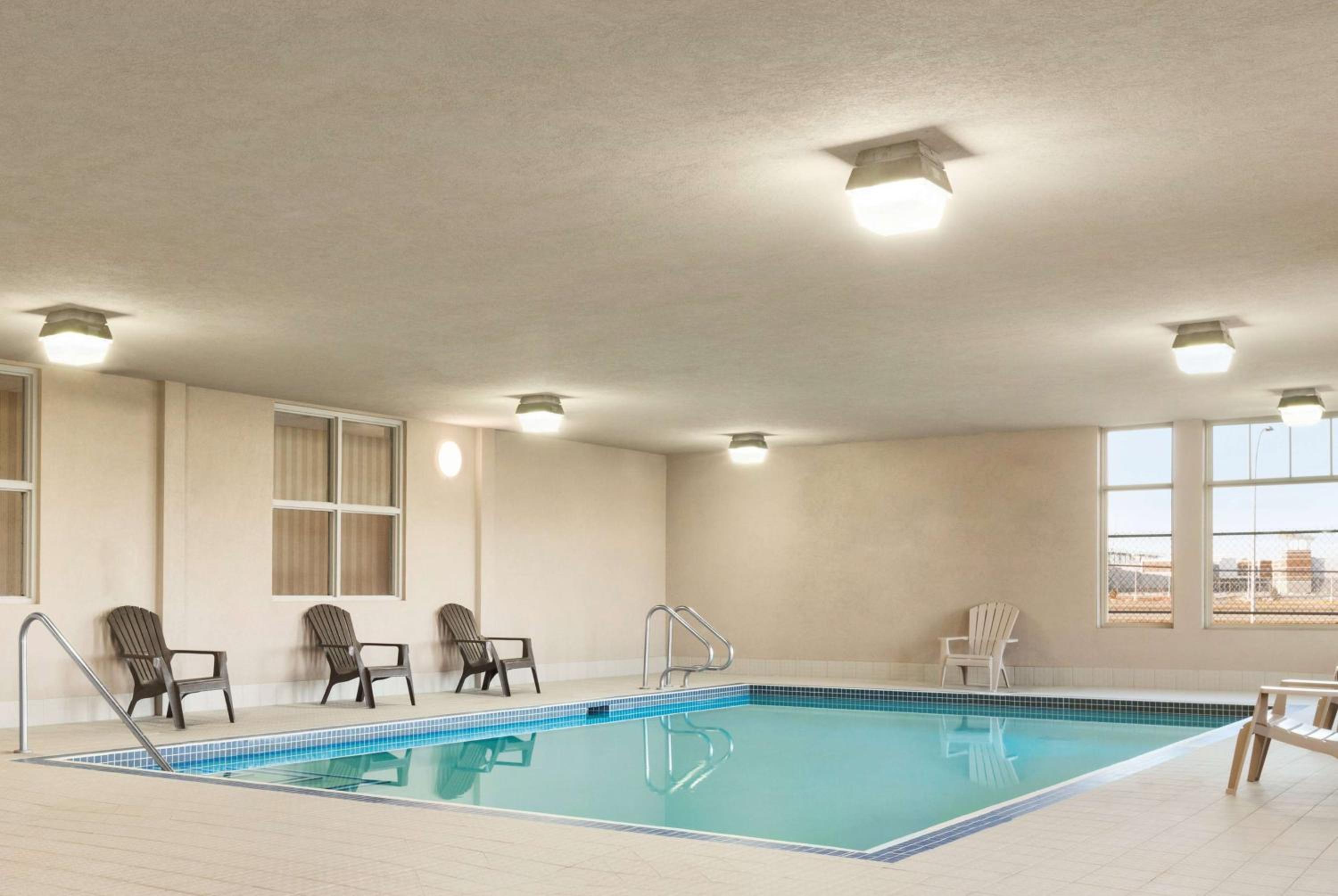 Leduc Vacations - Days Inn  Suites by Wyndham Edmonton Airport - Property Image 5
