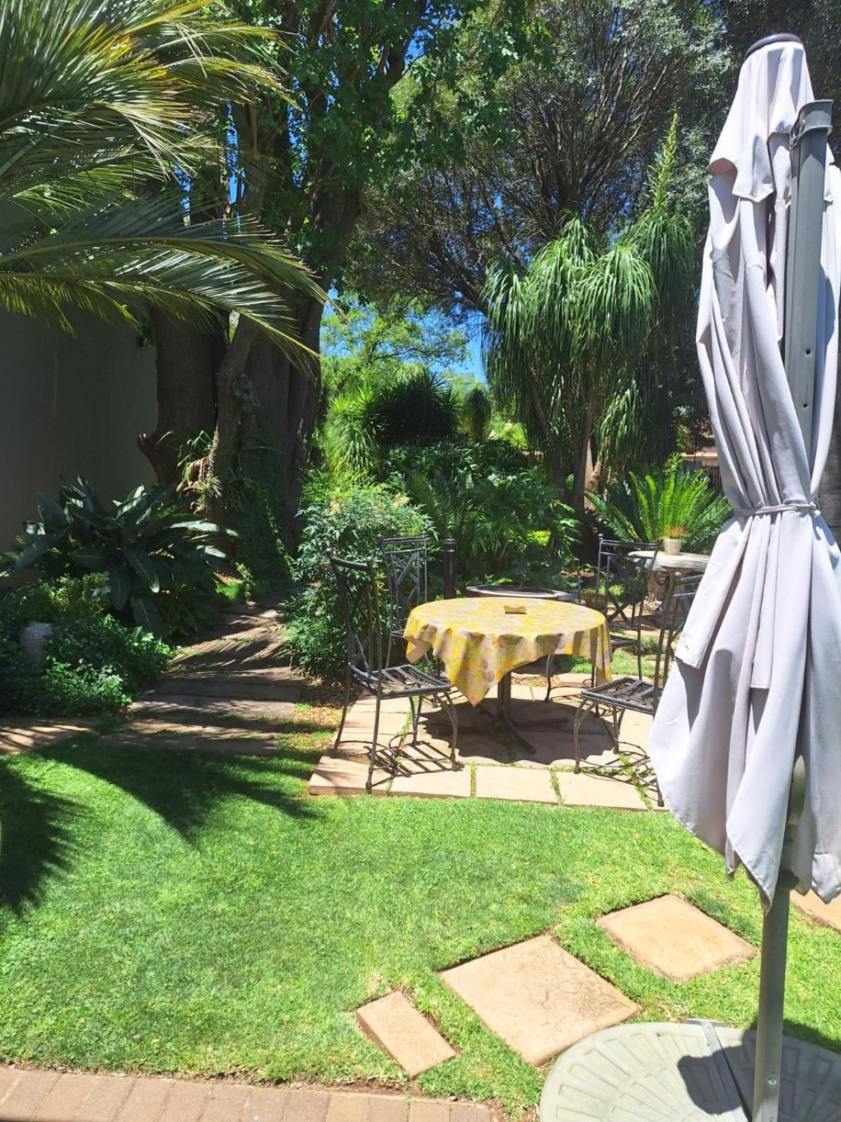 Three Olives Guesthouse
