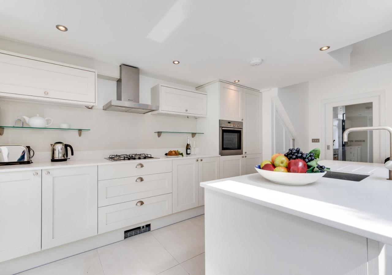 4 Bed in Padstow oc-p00718