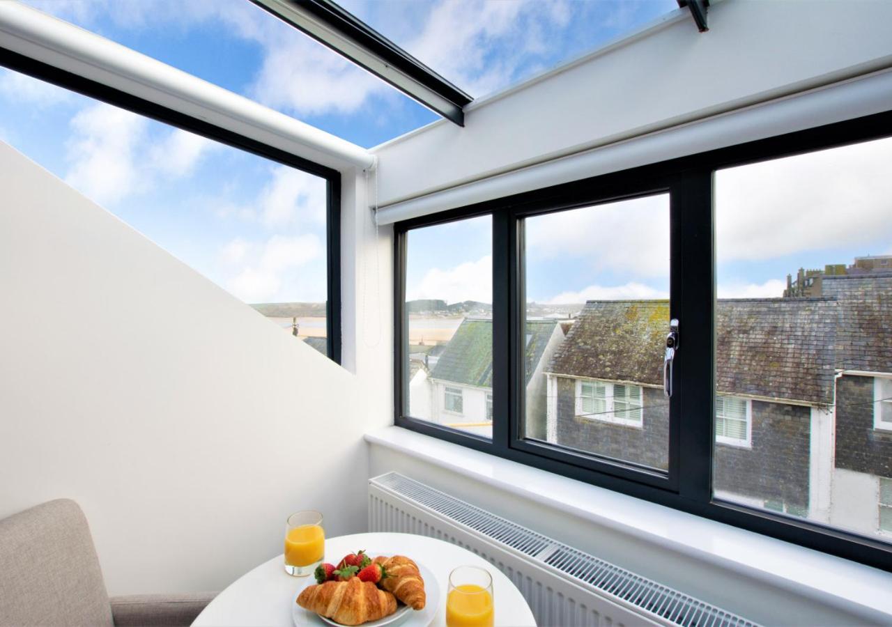 4 Bed in Padstow oc-p00718