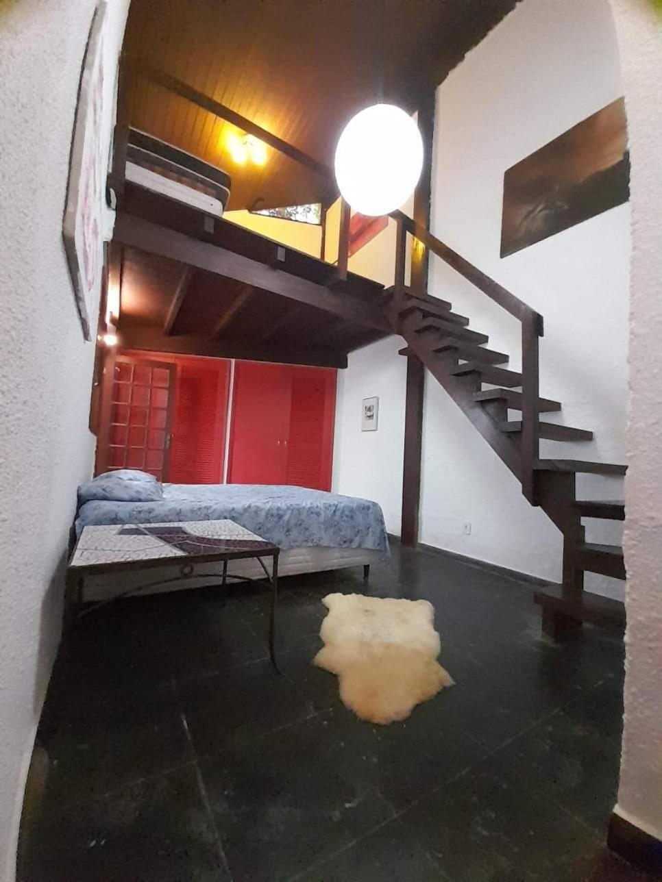 Casa 6 quartos piscina e sauna