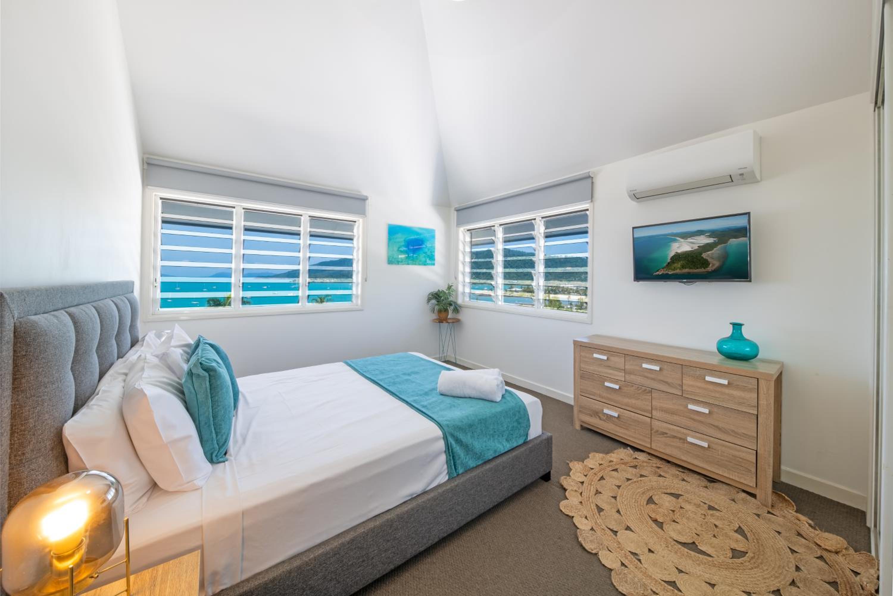 49 On Airlie - Airlie Beach