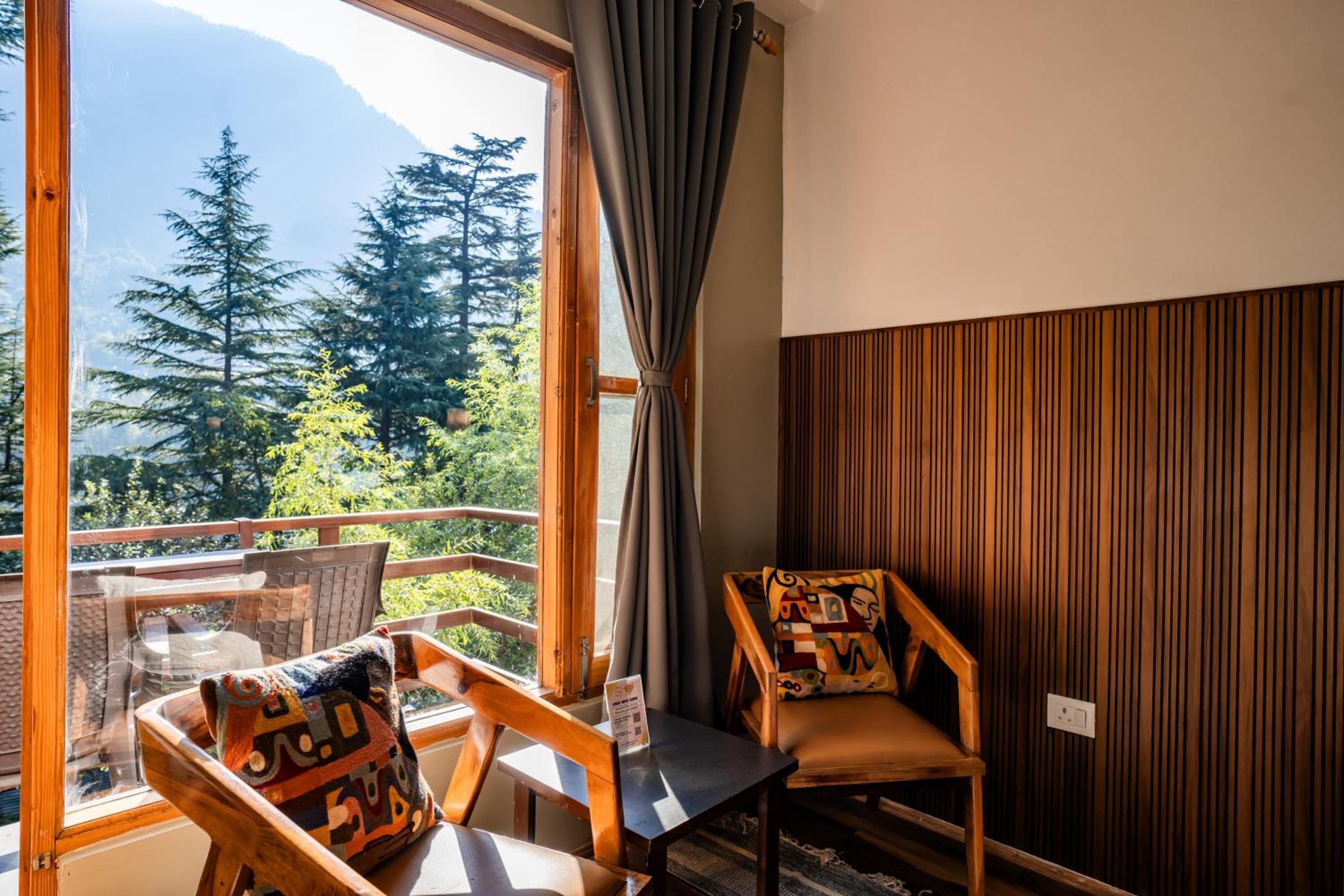 Alt Life Manali, Old Manali view 5