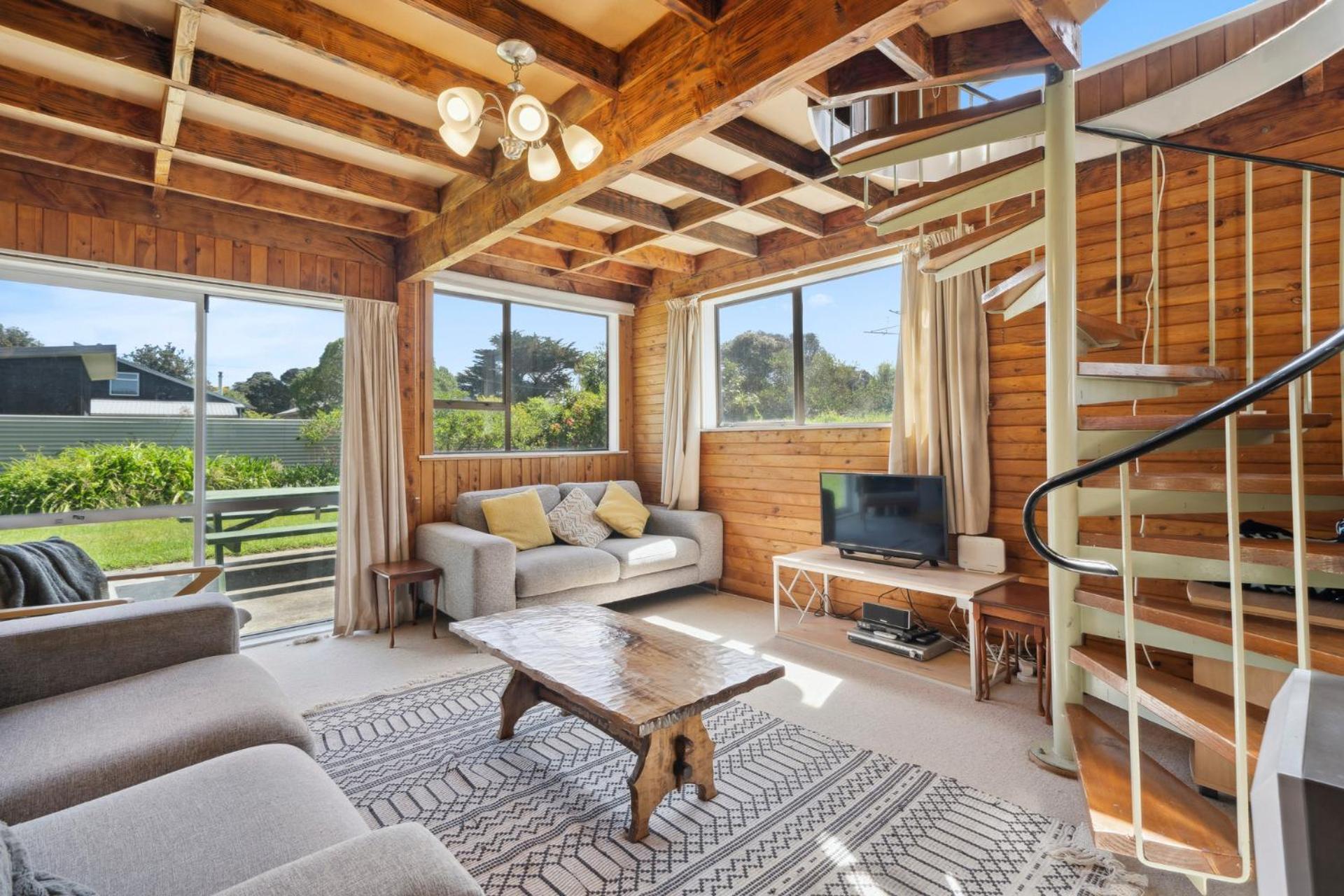 The Green House - Waitarere Beach Retreat view 2