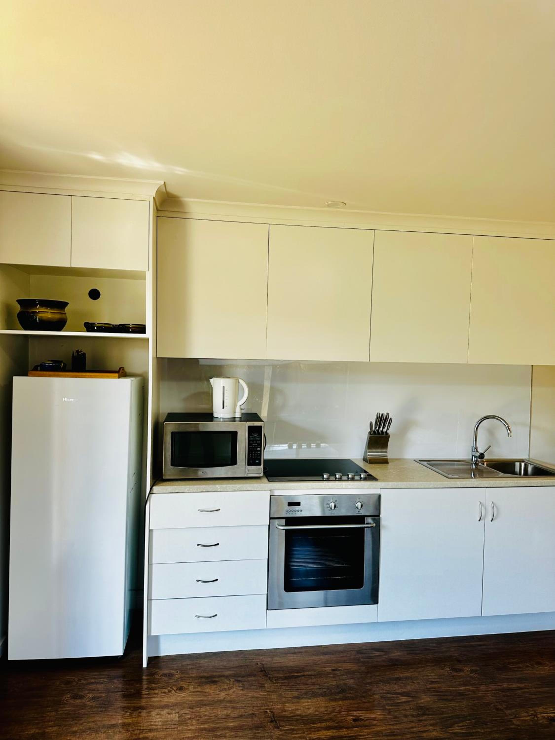 Strahan Accomodation Units
