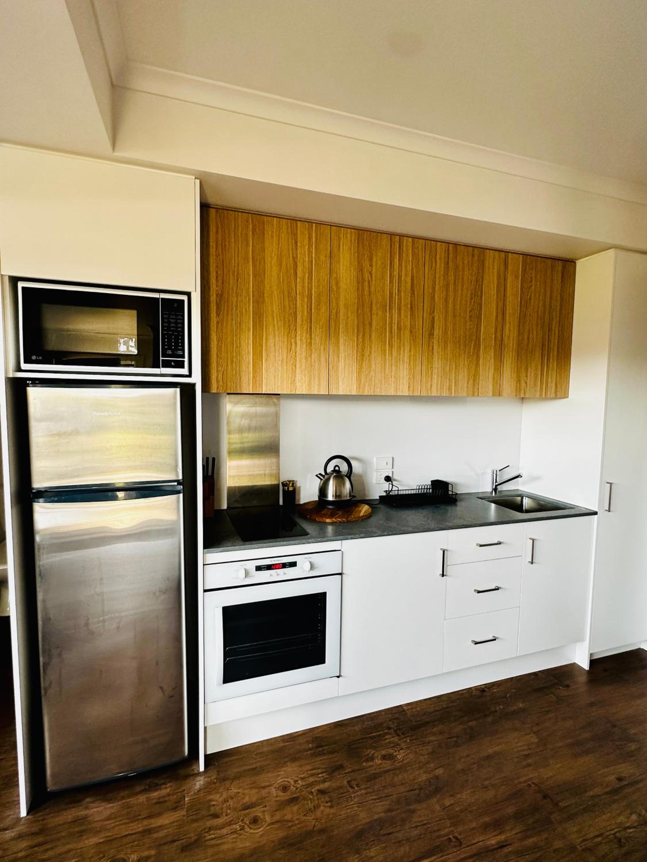 Strahan Accomodation Units