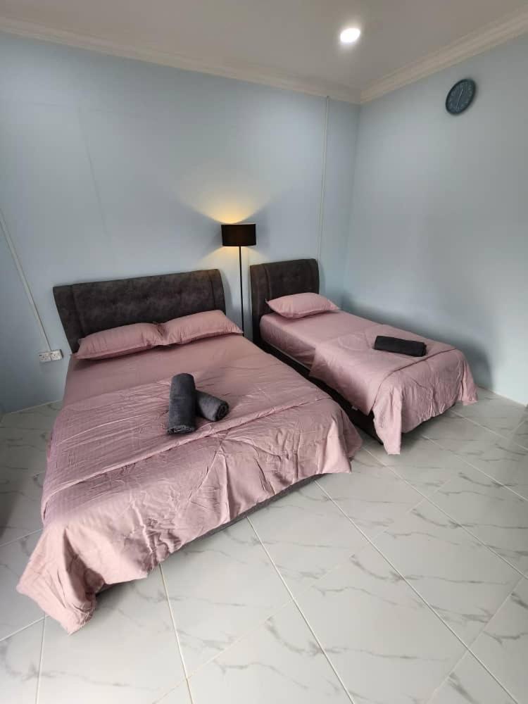 Roomstay McAyoh Self Check In Concept