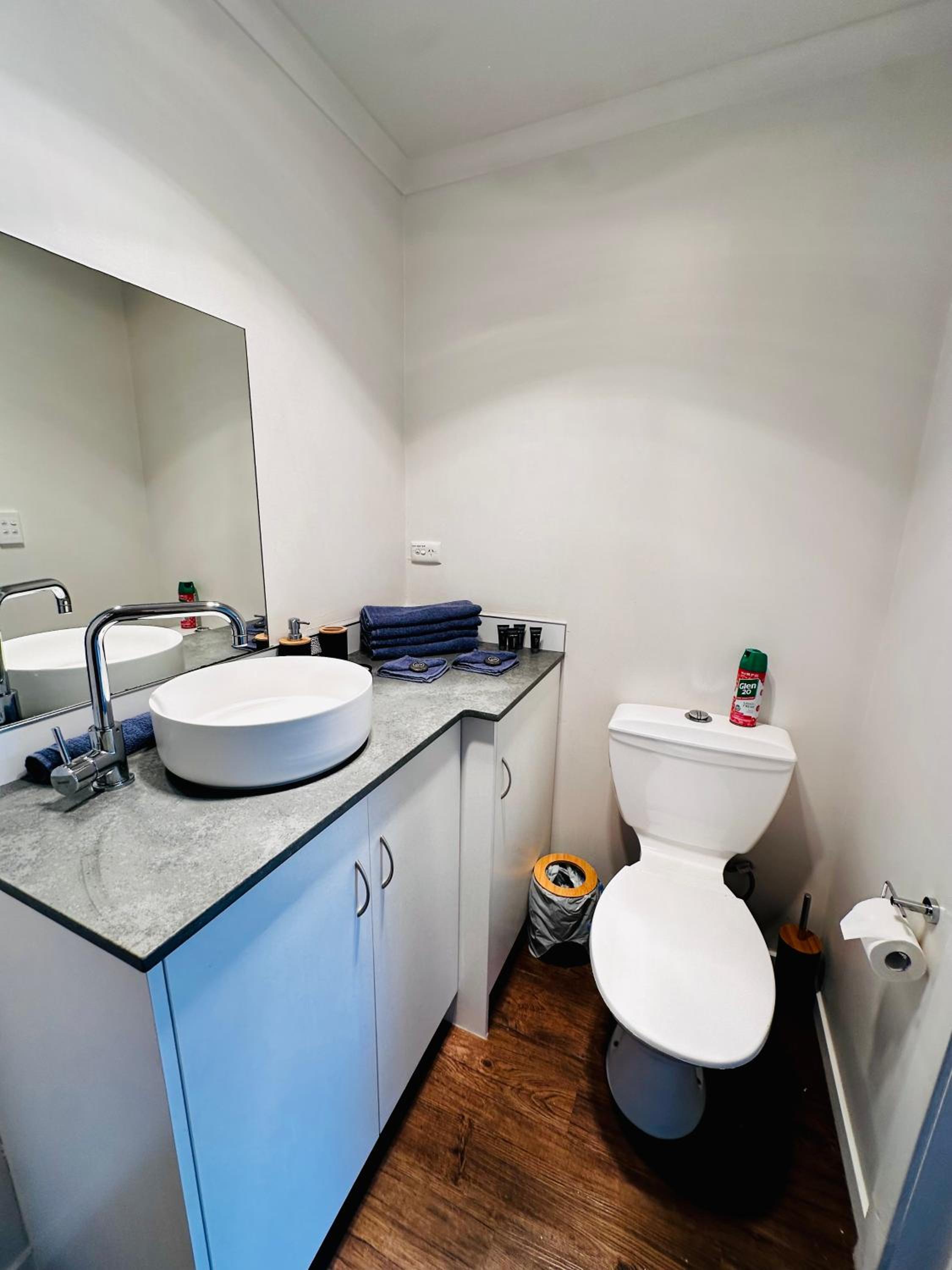 Strahan Accomodation Units