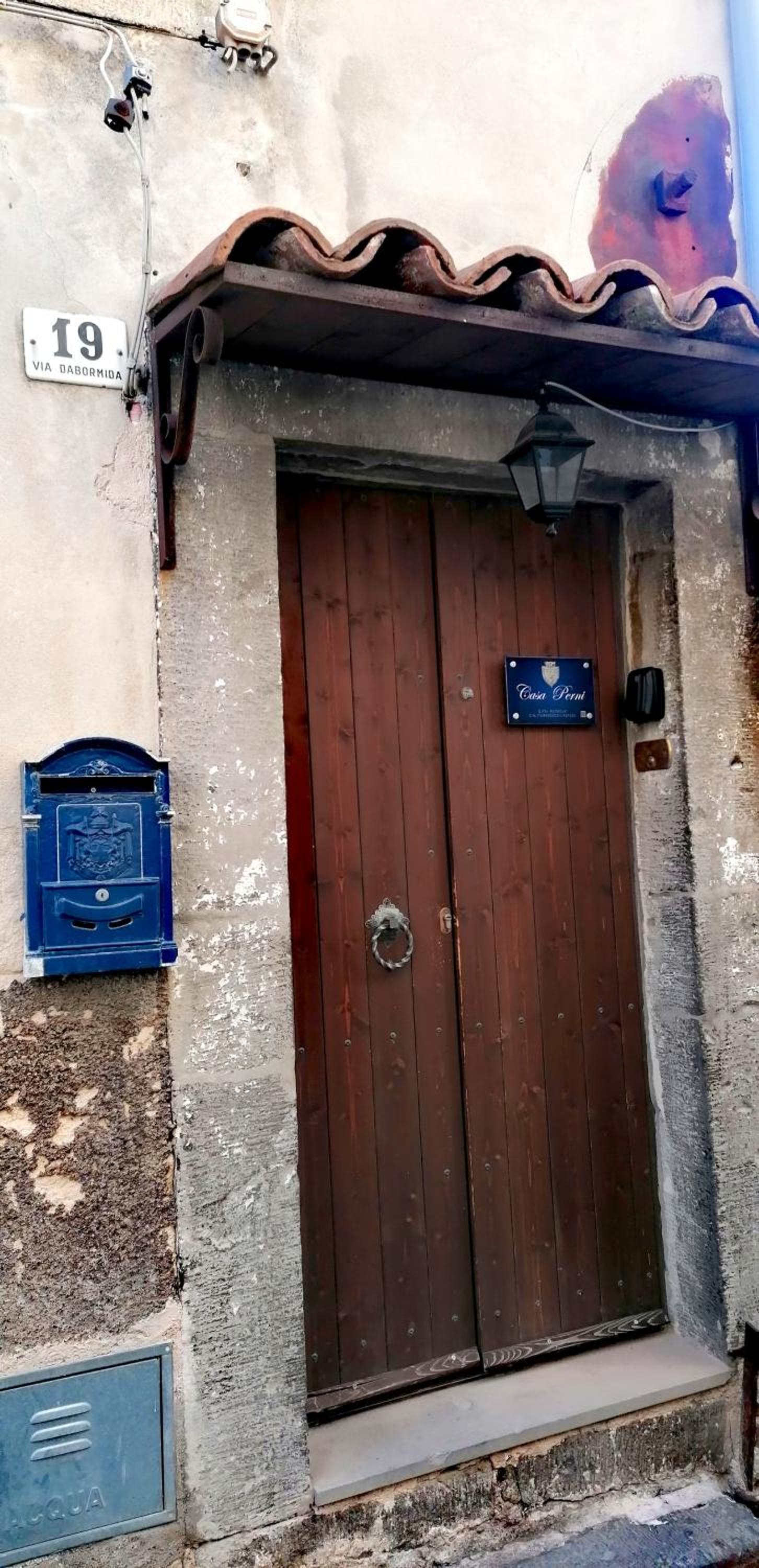 Casa Perni