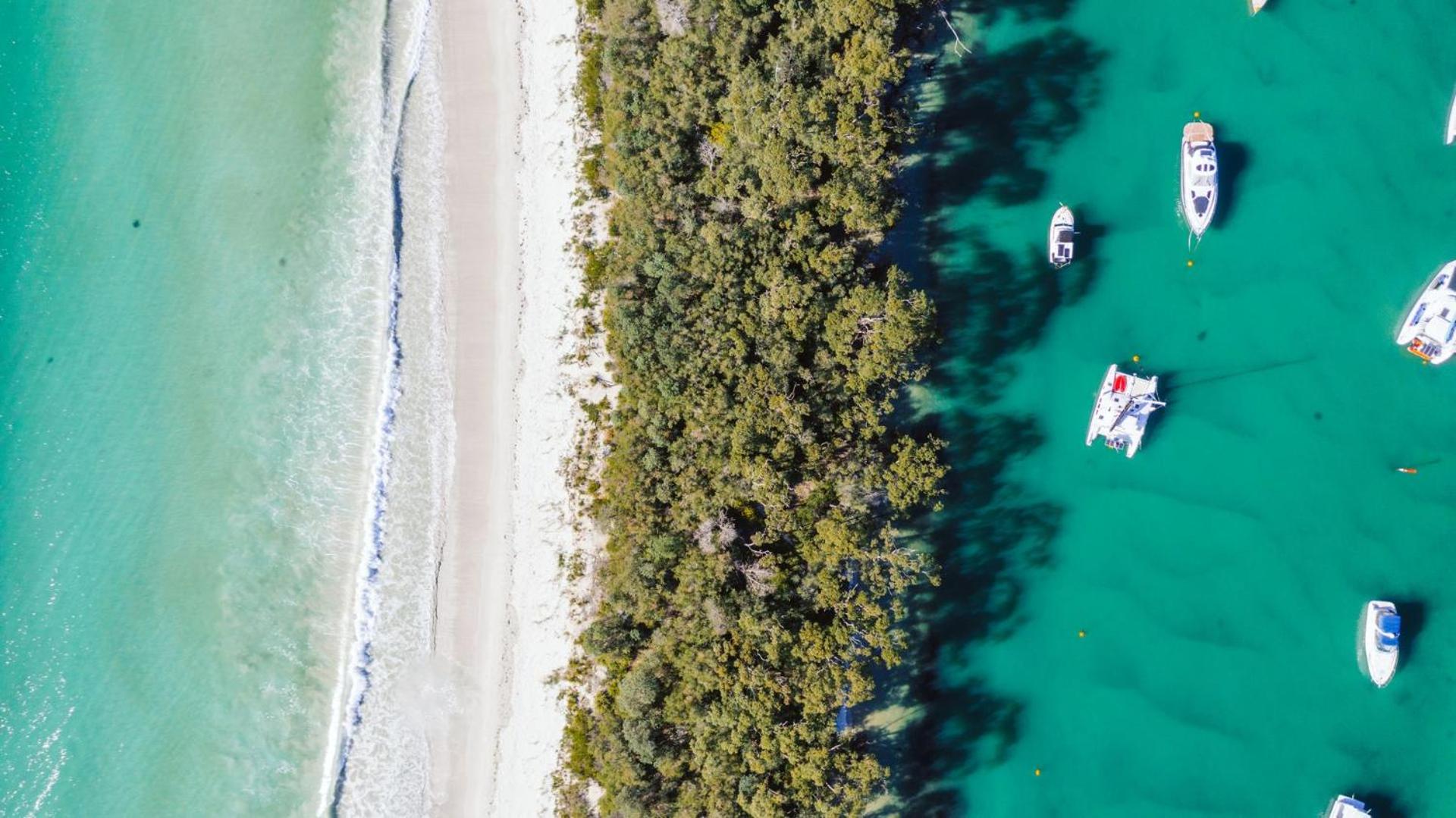 Luna by Experience Jervis Bay