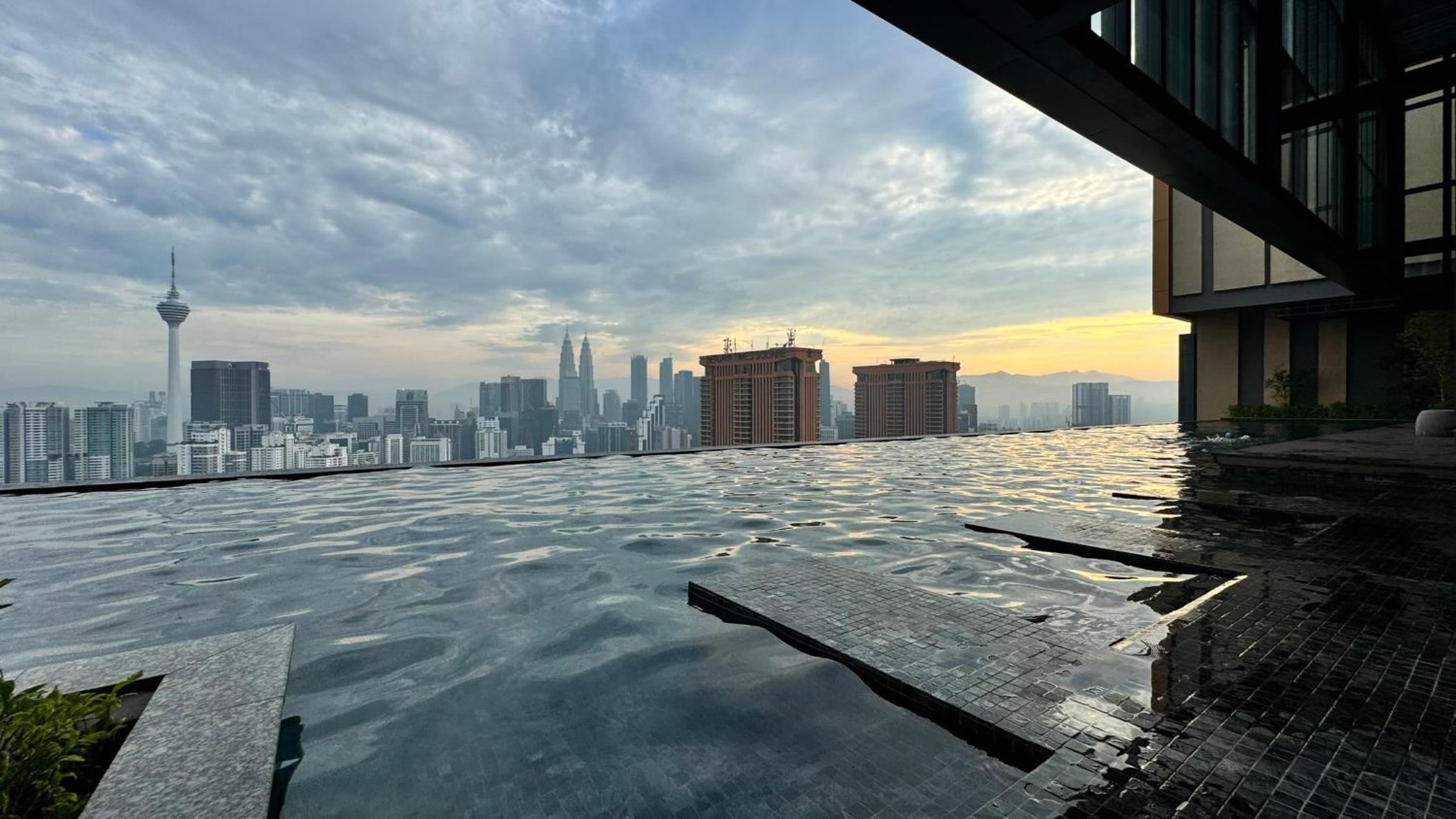 Springtime 2bedrooms with KLCC view &Gorgeous pool