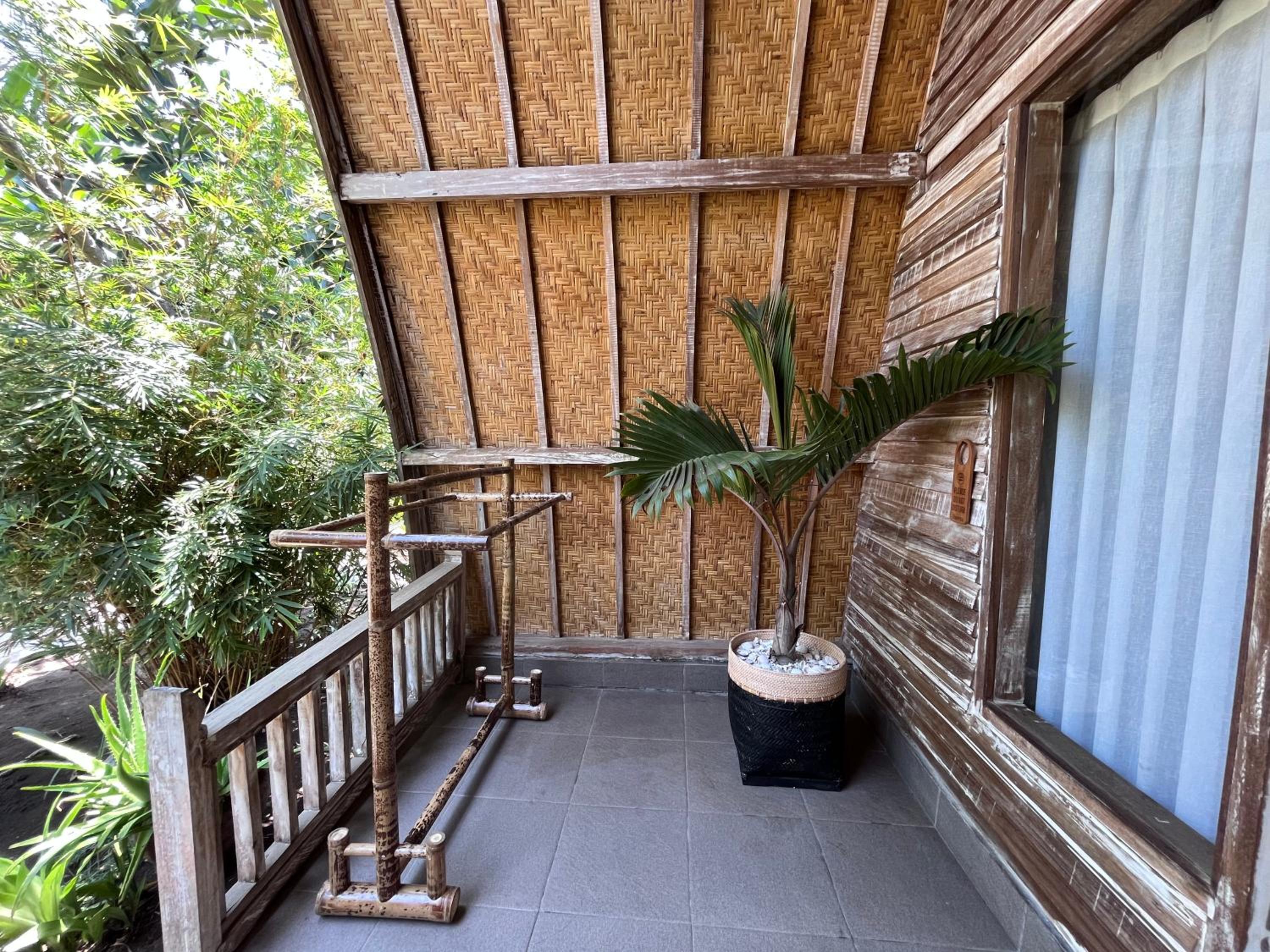 MoonBag Bungalows view 5