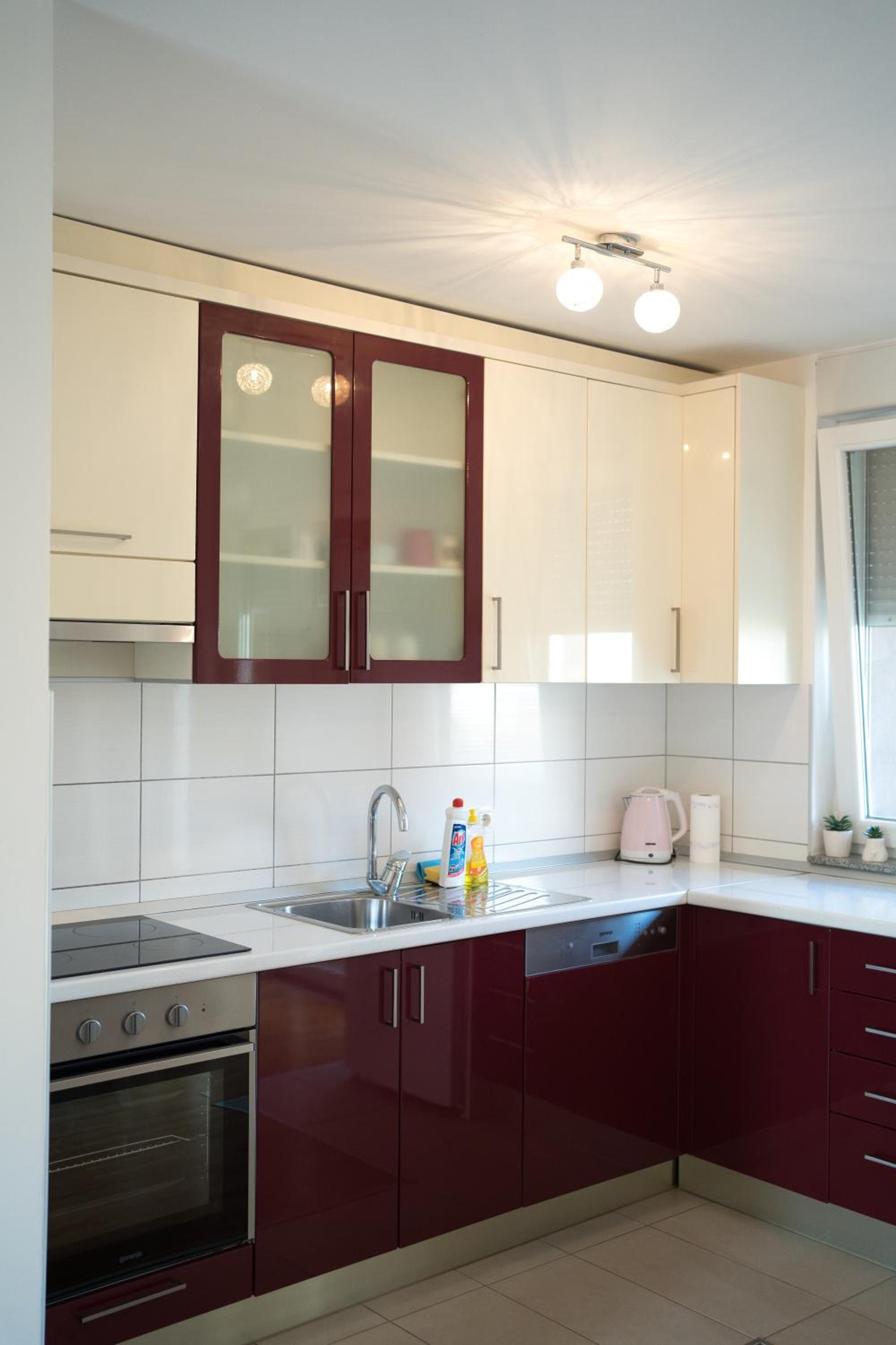 Apartman Tinaa