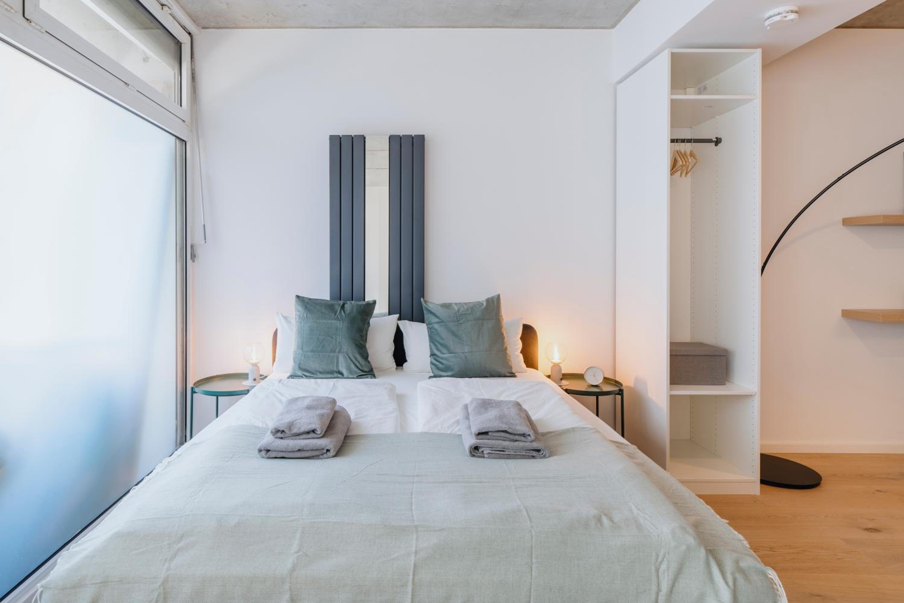 Homely Berlin - Loft, Terrace, Near Ostkreuz I Free parking