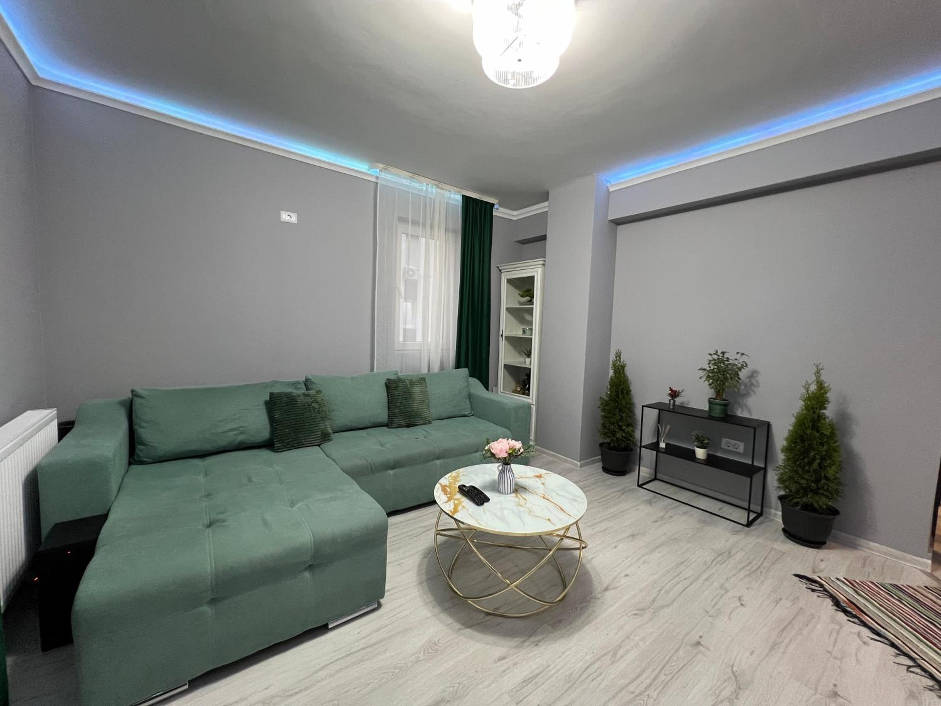 Green Apartment